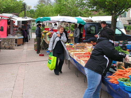 Marche-de-L-Isle-d-Abeau